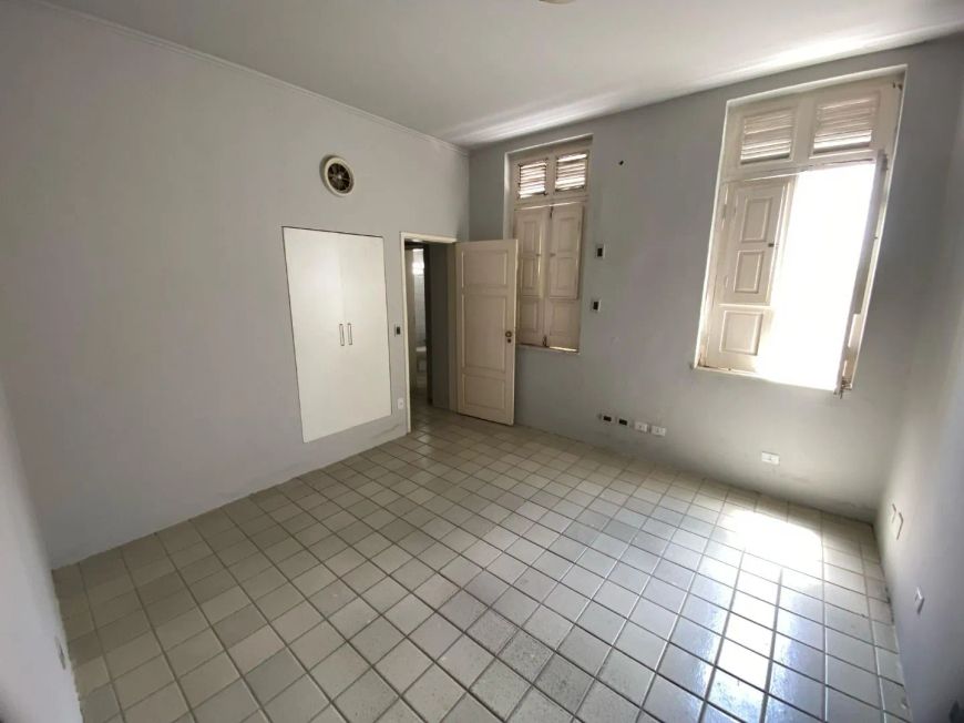Casa com 8 dormitórios para alugar, 268 m² por R$ 7.000,00/mês - Centro - Teresina/PI
