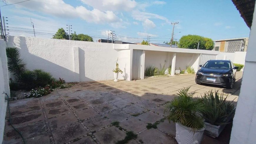 CASA COMERCIAL