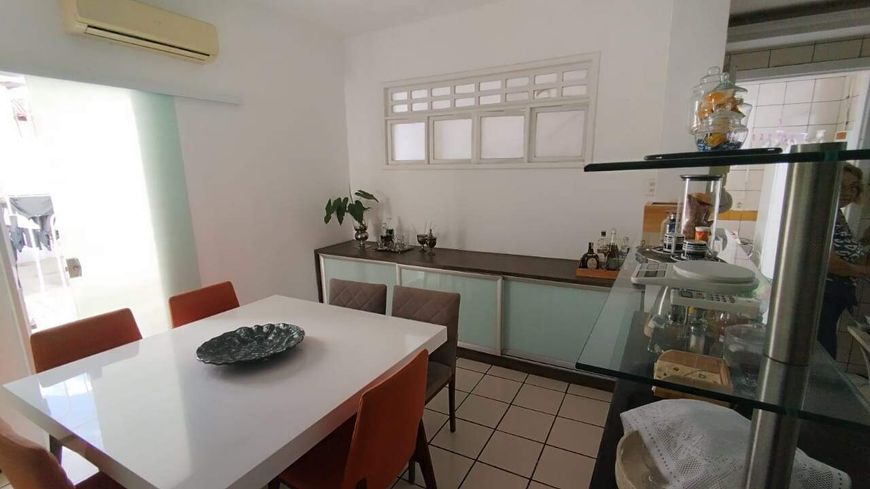 CASA COMERCIAL