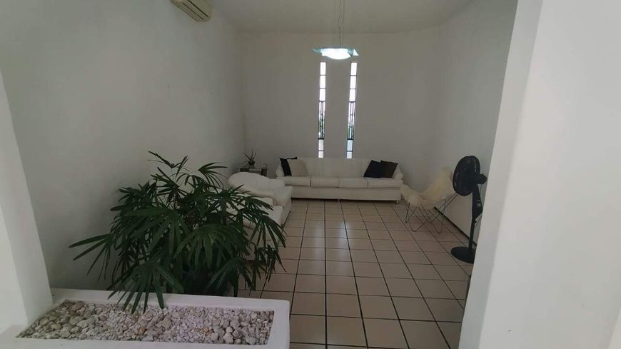 CASA COMERCIAL