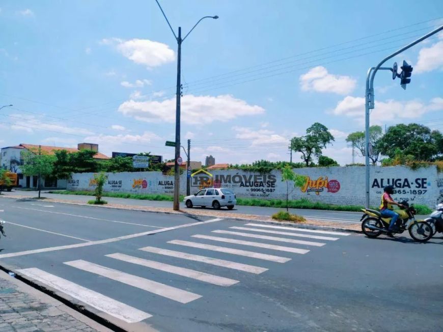 Terreno disponível para locação - São Pedro