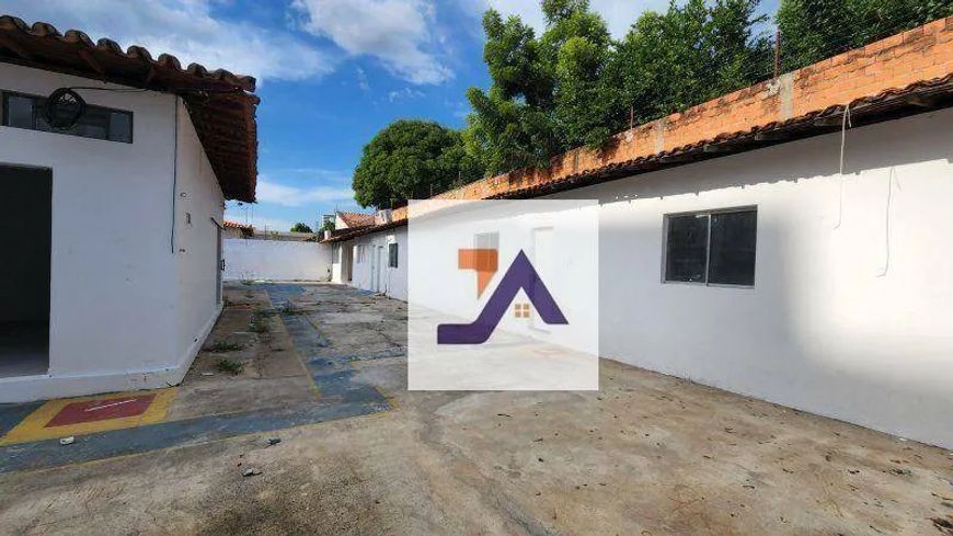 Casa Comercial - Bairro Noivos