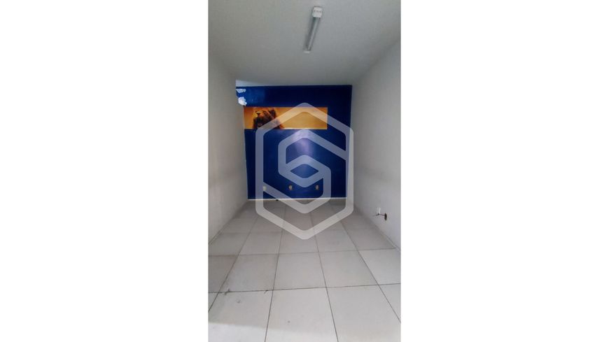 (2993) Casa Comercial para aluguel possui 240m² quadrados com 10 quartos em Centro - Teresina - PI