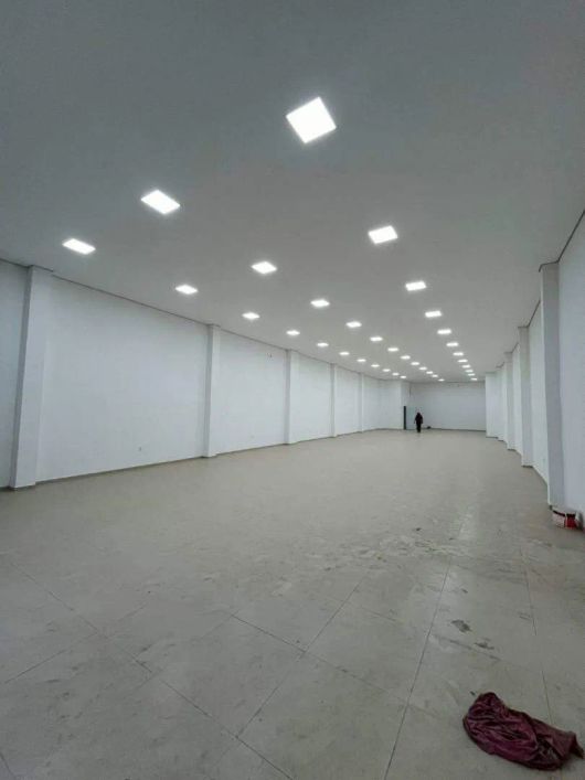 GALPÃO COMERCIAL