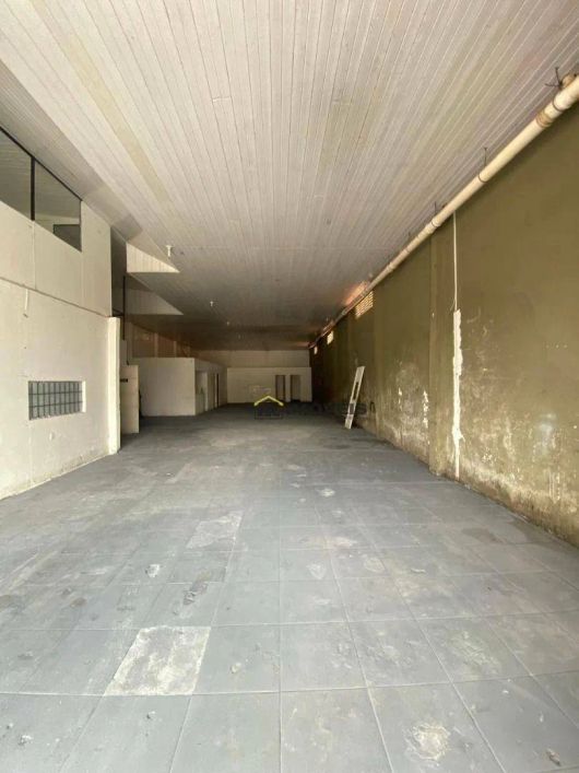 Galpão para alugar, 310 m² por R$ 6.000/mês - Vermelha - Teresina/PI