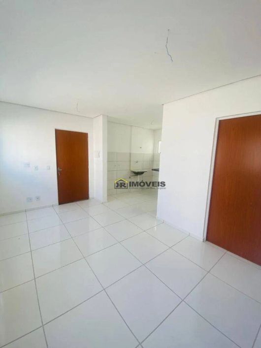 Apartamento com 2 dormitórios para alugar, 59 m² por R$ 850,00/mês - Santa Maria da Codipe - Teresin