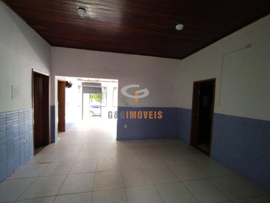 Casa comercial no centro