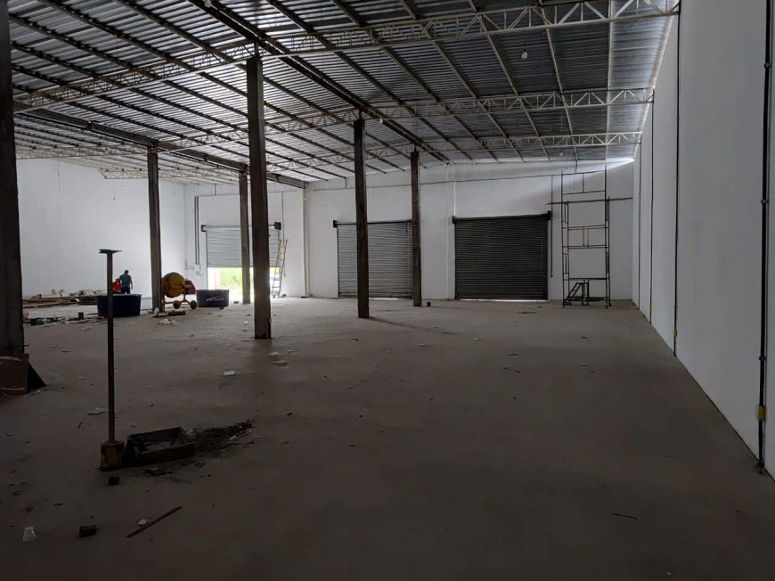 Galpão para aluguel com 726 metros quadrados, bairro São Sebastião, grande Dirceu, Teresina - PI