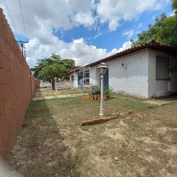 CASA COMERCIAL