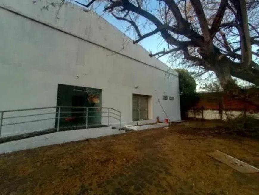 GALPAO AMPLO COM CASA DE APOIO