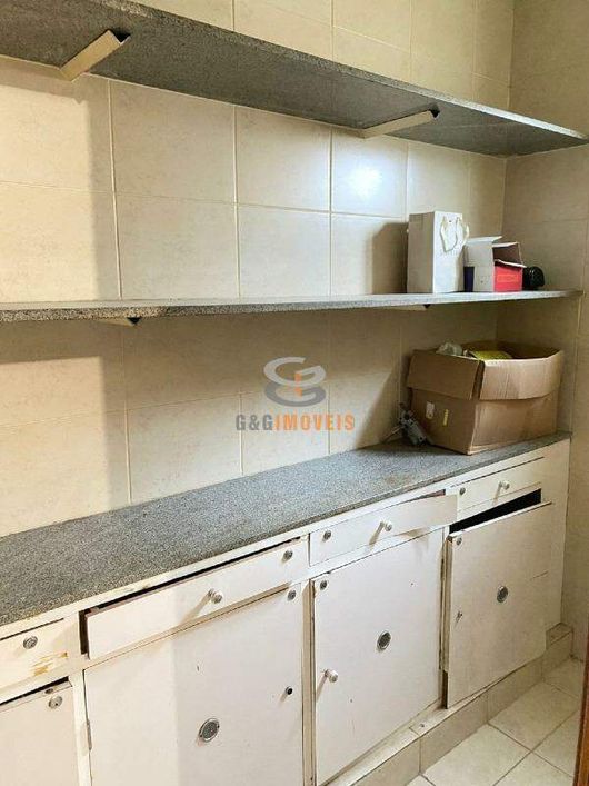 EXCELENTE SITIO E UMA CASA RESIDENCIAL