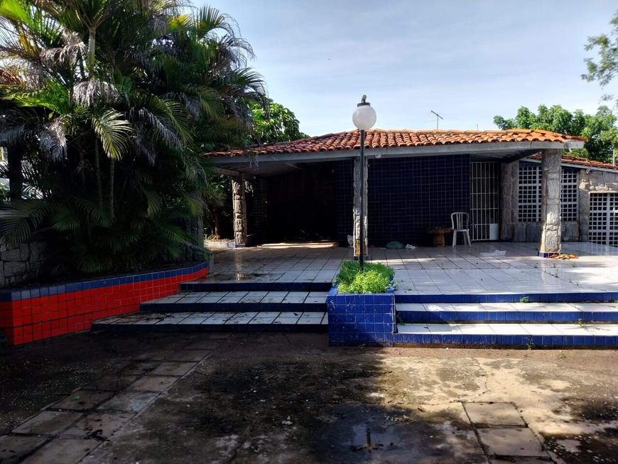 Casa Comercial