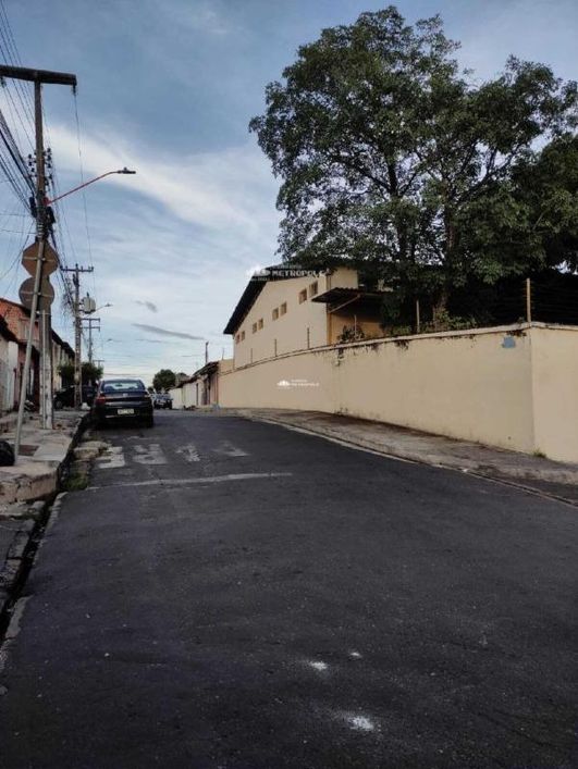 R. DAVID CALDAS - BAIRRO: VERMELHA