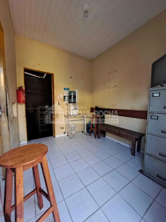 Galpão/Depósito para alugar com 108,67 metros quadrados no SAO PEDRO - Teresina - Piauí