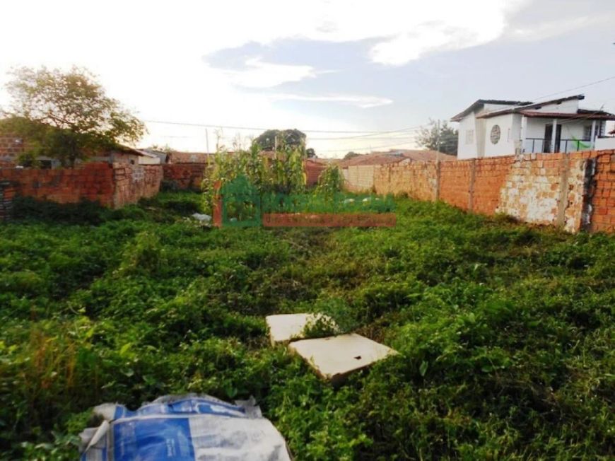 Terreno para alugar com 850,00 metros quadrados no CABRAL - Teresina - Piauí
