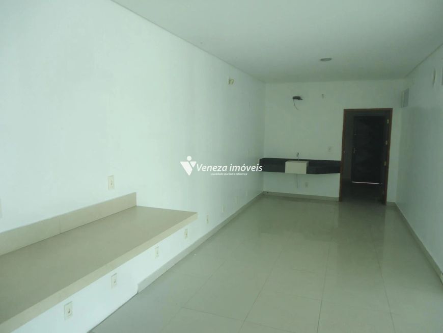 Sala Comercial ampla Avenida Pref. Wall Ferras para aluguel