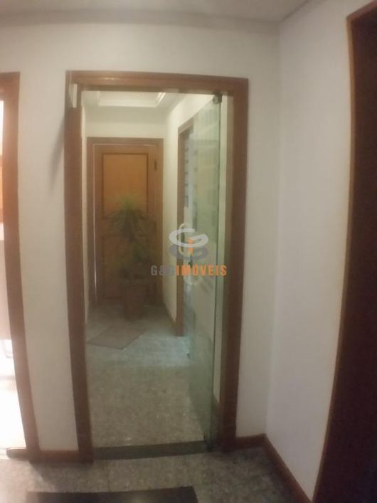 SALA NO EDIFÍCIO SHECAP