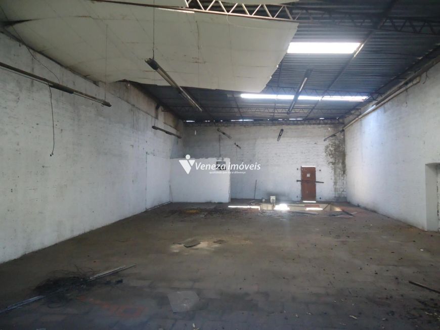 Galpão comercial para aluguel na Av. Miguel Rosa - Veneza Imóveis