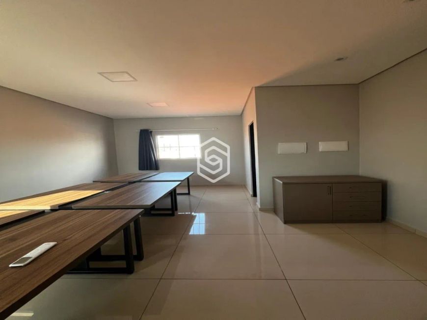 SALA COMERCIAL NO BAIRRO CABRAL