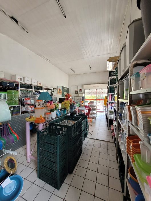 Ponto comercial/Loja/Box com 187 m², esquina com Avenida Maranhão - Centro de Teresina!
