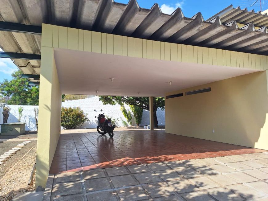 Casa Comercial - São Cristovão
