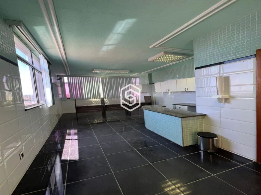 SALA COMERCIAL NO ED. JESUS THOMAZ TAJRA