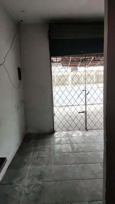 Casa Comercial para aluguel, 2 quartos, Água Mineral - Teresina/PI