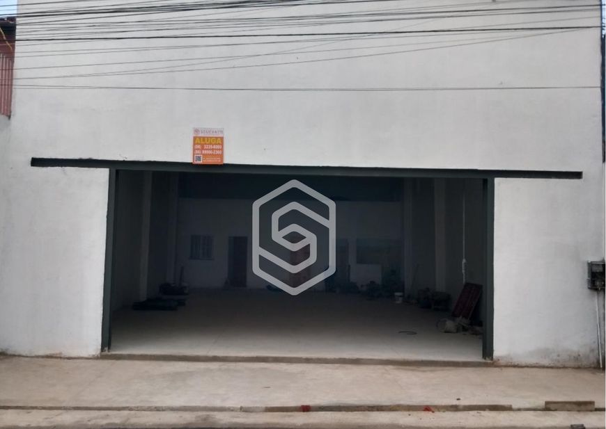 (2737) Galpão/Depósito/Armazém para aluguel com 200 metros quadrados em Itararé