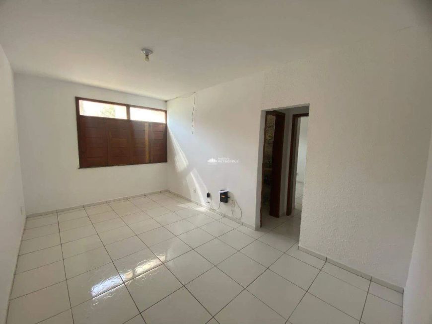 COND. VILA CONFIANÇA - BAIRRO: MONTE CASTELO