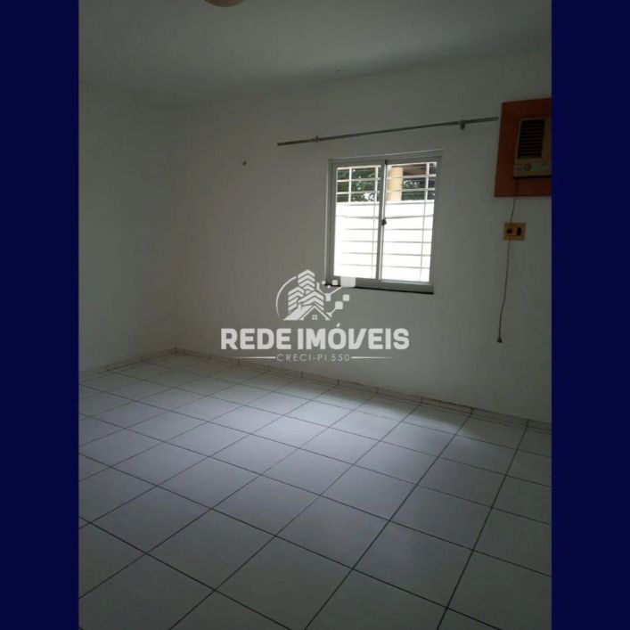 ALUGO OU VENDO CASA BAIRRO ININGA - LOCAÇÃO RESIENCIAL OU COMERCIAL