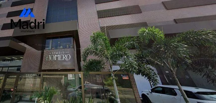 Apartamento no edifício Studio Homero, na Av. Homero Castelo Branco