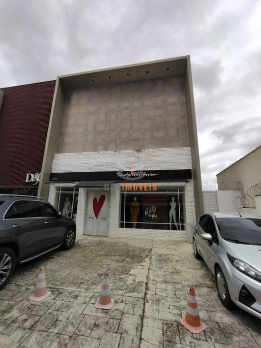 SALA COMERCIAL