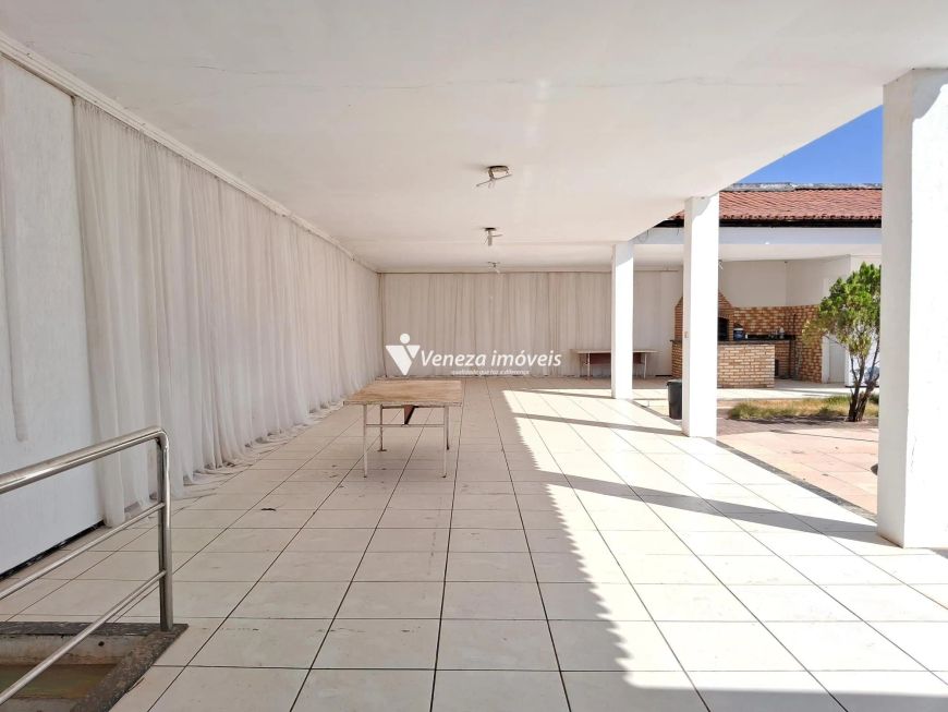 Casa Comercial próximo da Rodoviária Lucídio Portela para aluguel