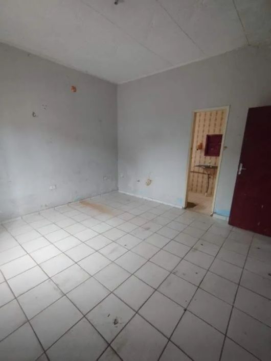 Casa comercial no Centro