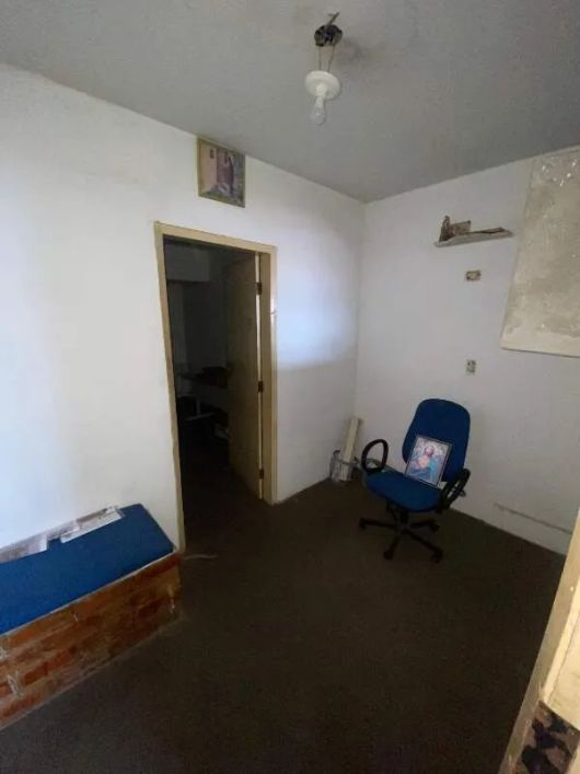 Aluga-se Sala Comercial no Centro – 30m²