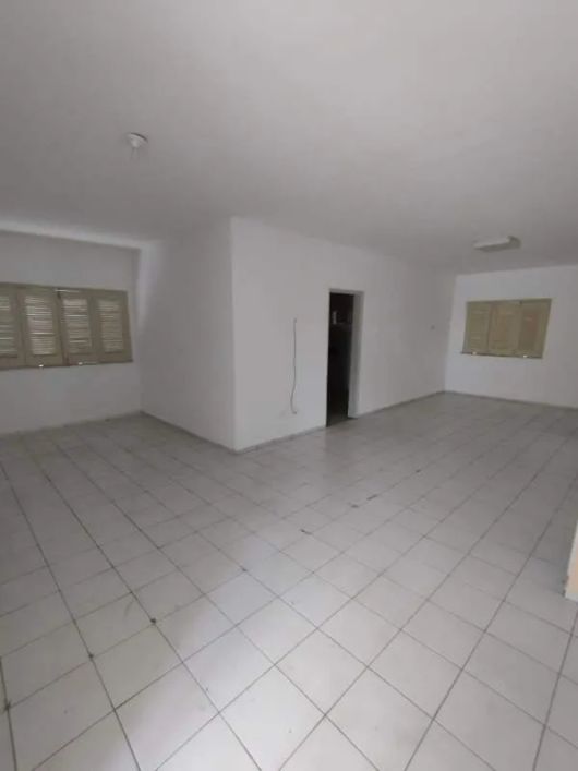 Casa Comercial / Residencial no noivos