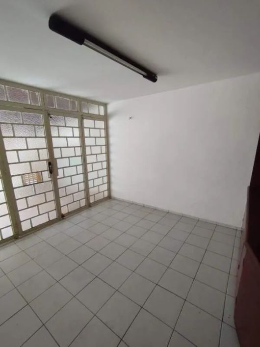 Casa Comercial / Residencial no noivos