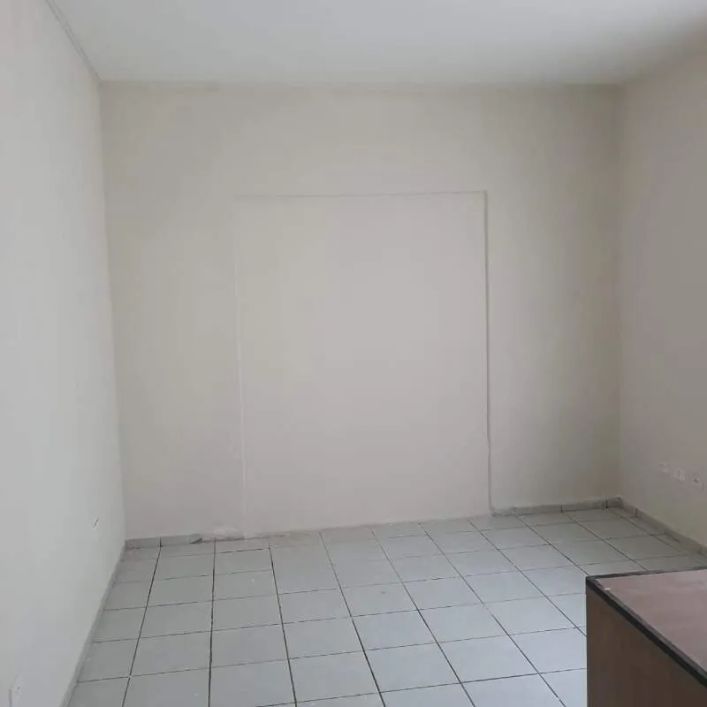 CASA COMERCIAL NA PIÇARRA