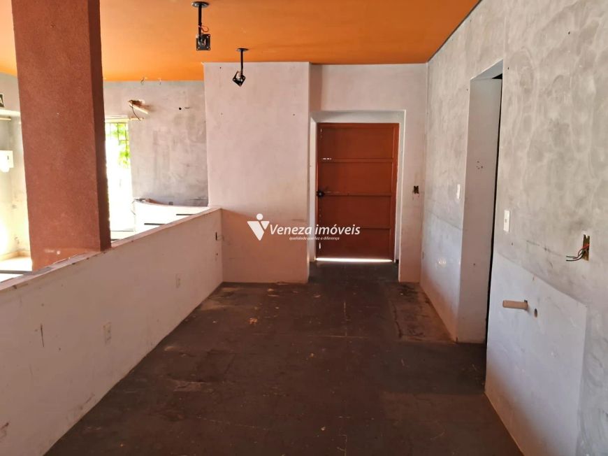 Ponto Comercial de Esquina na Dom Severino para aluguel