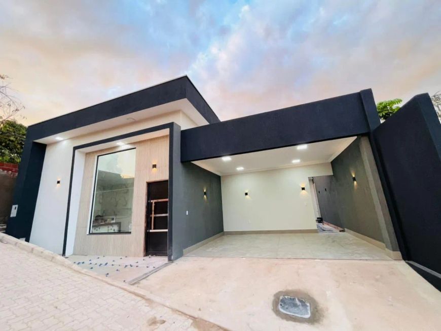 Vendo Excelente casa com 3 suites RUA 1
