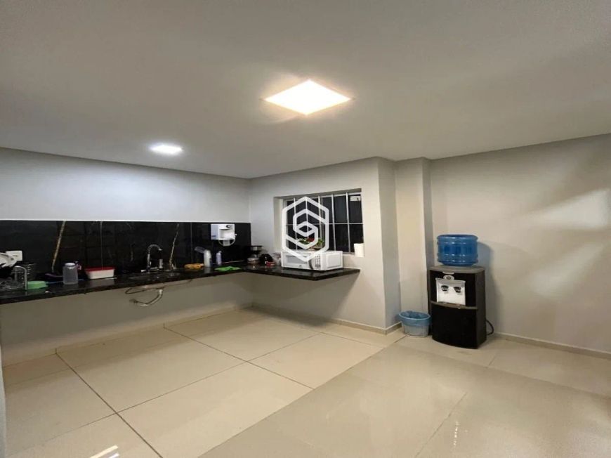 SALA COMERCIAL NO BAIRRO CABRAL