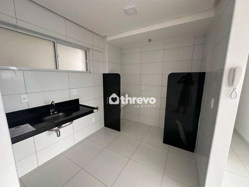 Apartamento com 3 dormitórios para alugar, 67 m² por R$ 2.589,62/mês - Primavera - Teresina/PI
