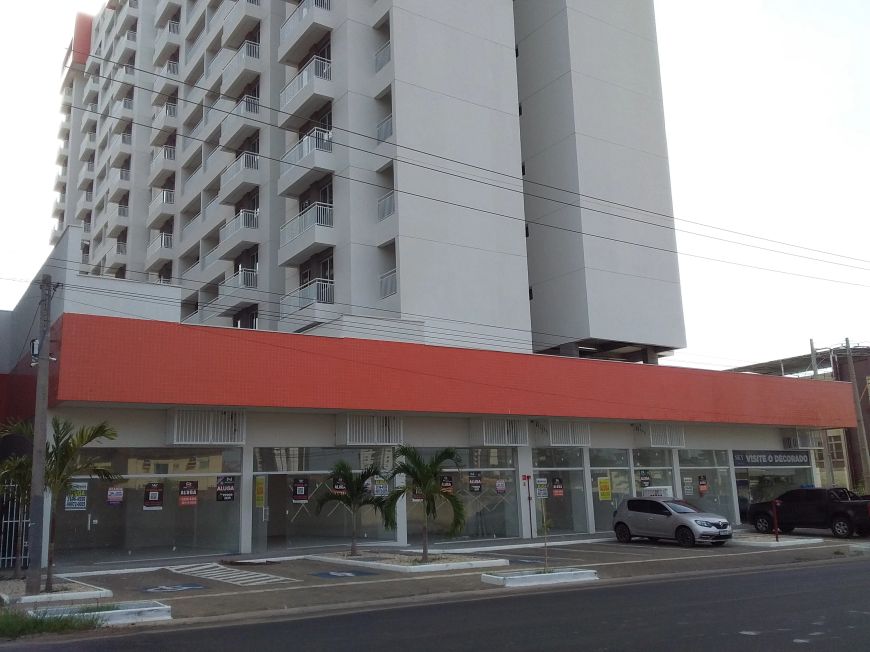 Ponto comercial para locação, no bairro Ilhotas