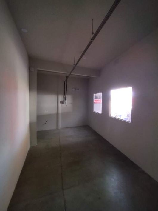 SALA COMERCIAL