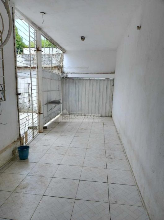 Casa para alugar com 379,71 metros quadrados no FATIMA - Teresina - Piauí