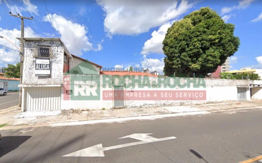 Casa para alugar com 379,71 metros quadrados no FATIMA - Teresina - Piauí