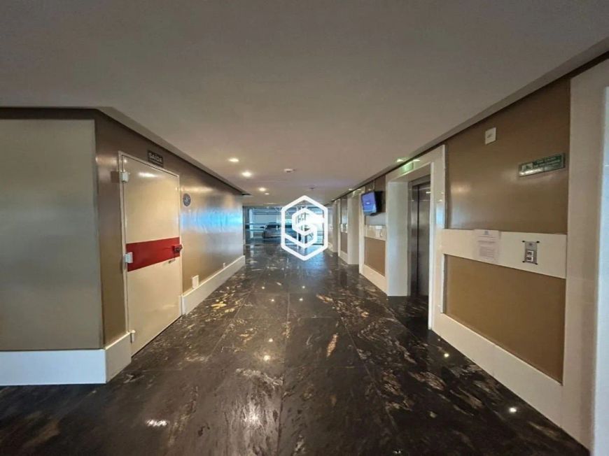 SALA COMERCIAL NO EDIFÍCIO MANHATTAN RIVER CENTER