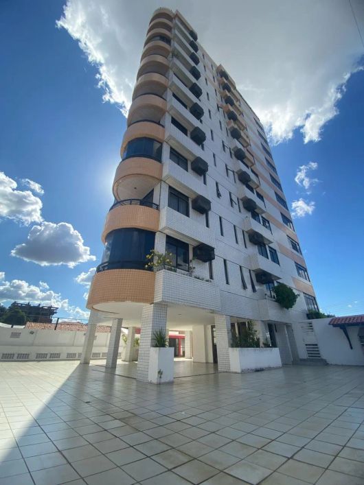55001 - CONDOMINIO TERRAZO FLORENZA - AV LINDOFO MONTEIRO, 570