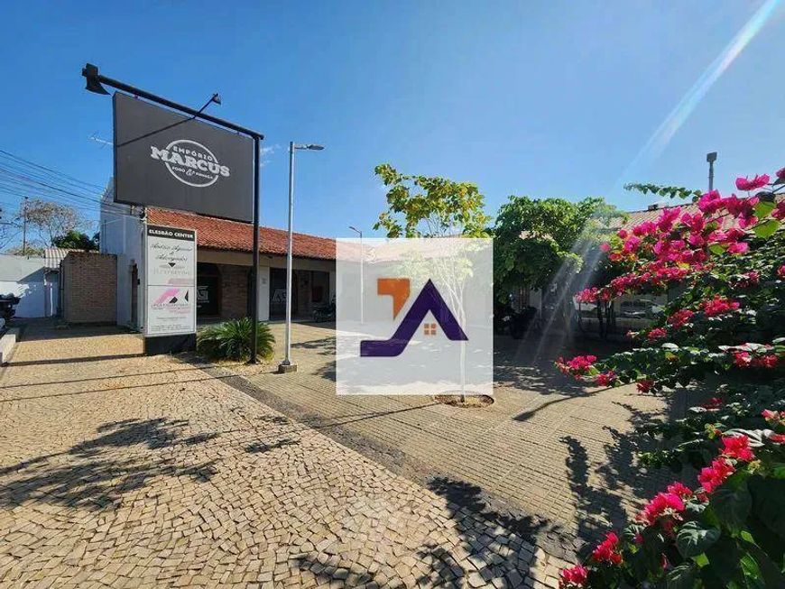 Imóvel comercial duplex disponível para locação no bairro São Cristóvão