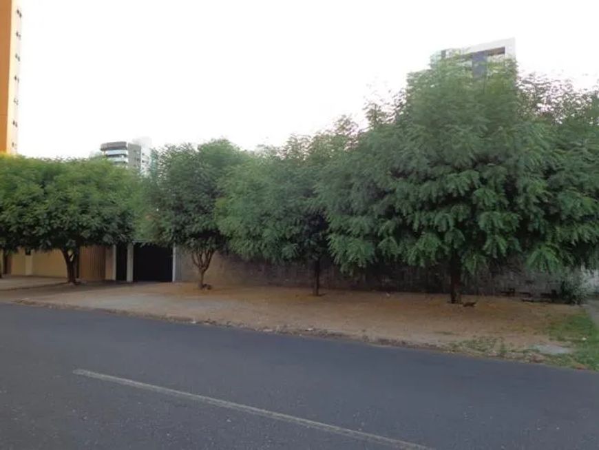 Casa para alugar com 0,00 metros quadrados no JOQUEI - Teresina - Piauí